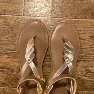 Mix It | Gold metallic sandal